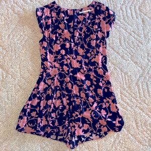 Urban Outfitters Kimchi Blue size 8 floral romper